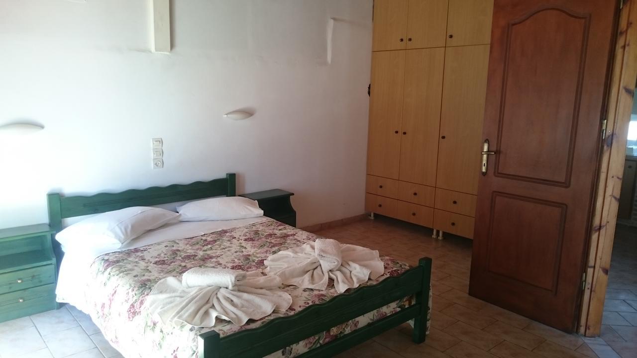 Dakis Studios Kerí Kültér fotó