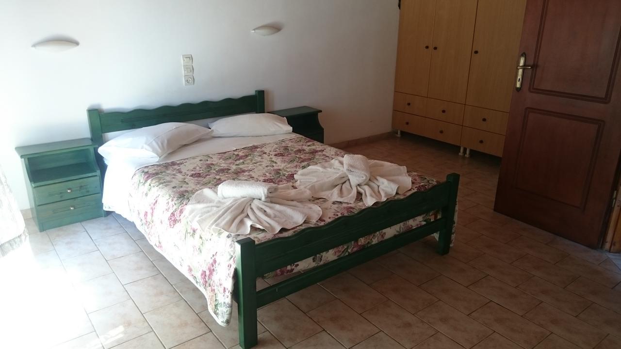 Dakis Studios Kerí Kültér fotó