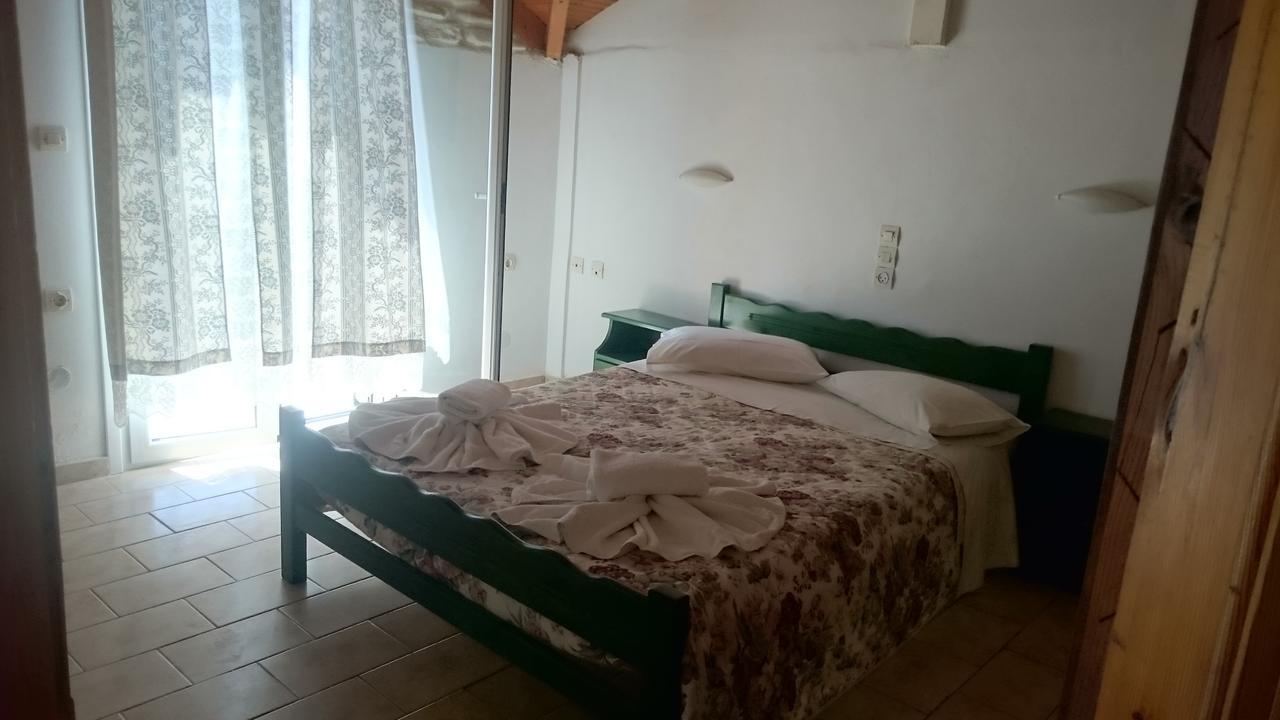 Dakis Studios Kerí Kültér fotó