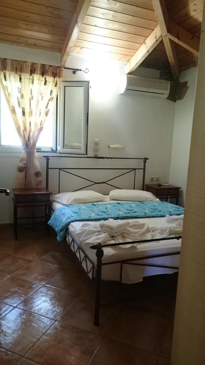 Dakis Studios Kerí Kültér fotó